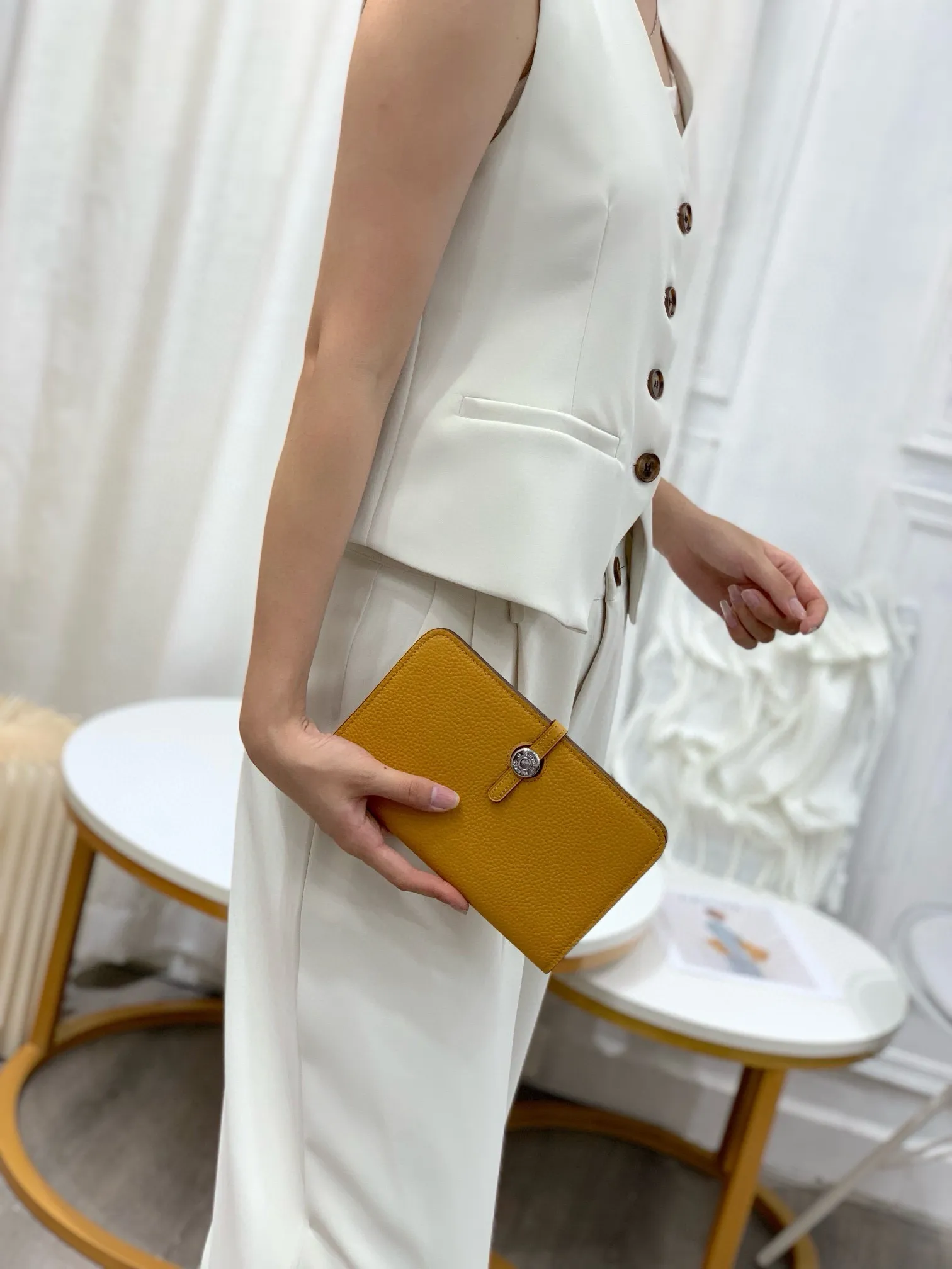 All categories Hermès wallet (Hermès) Hermès 533