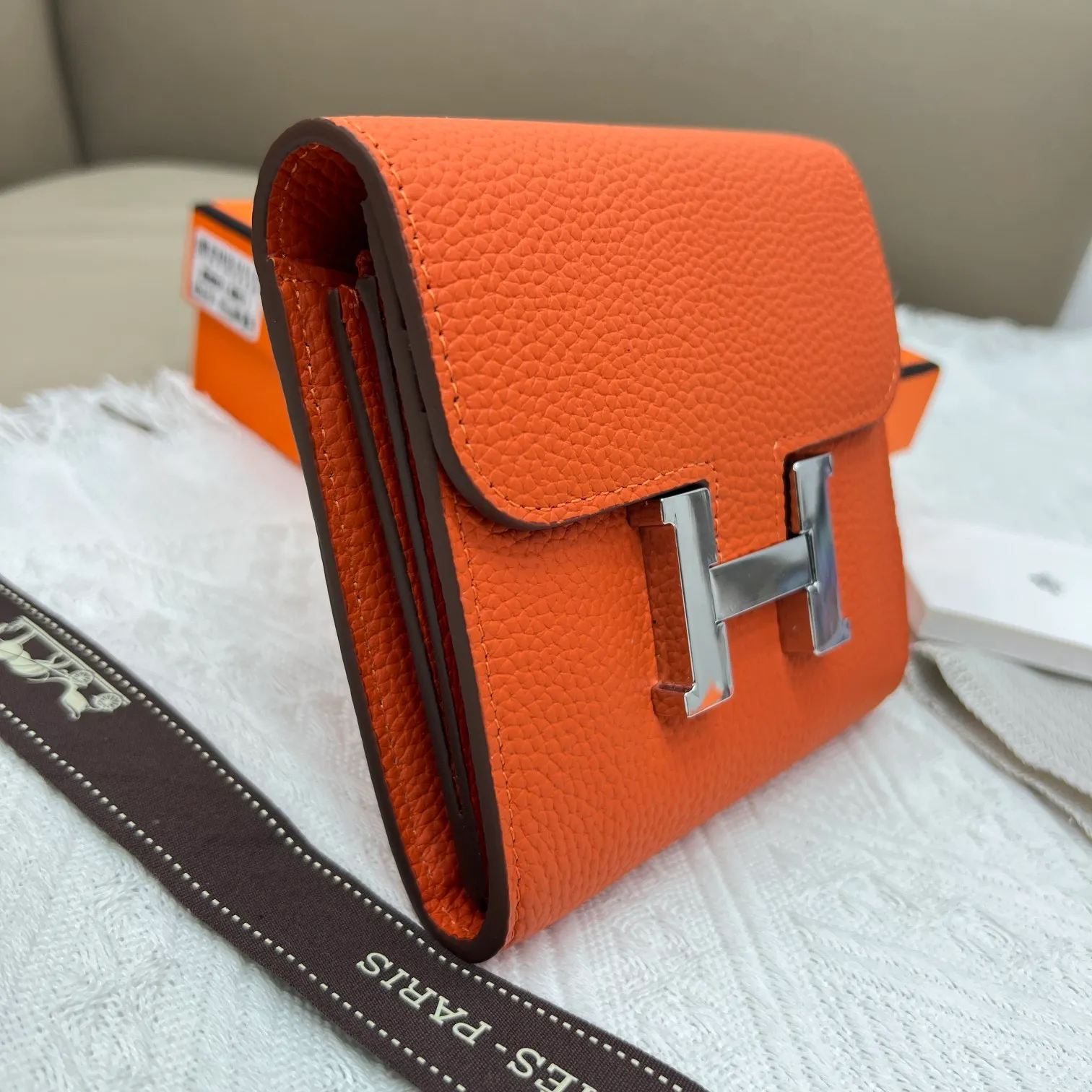 All categories Hermès wallet (Hermès) Hermès 537 pebbled silver buckle