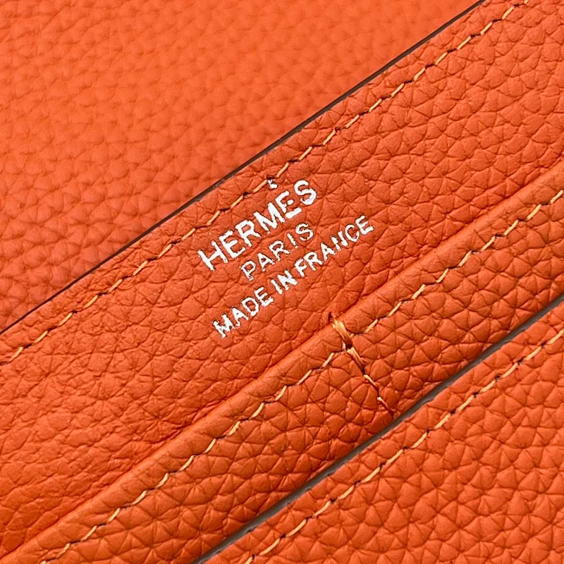 All categories Hermès wallet (Hermès) Hermès 537 pebbled silver buckle