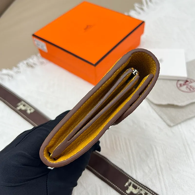 All categories Hermès wallet (Hermès) Hermès 537 pebbled silver buckle