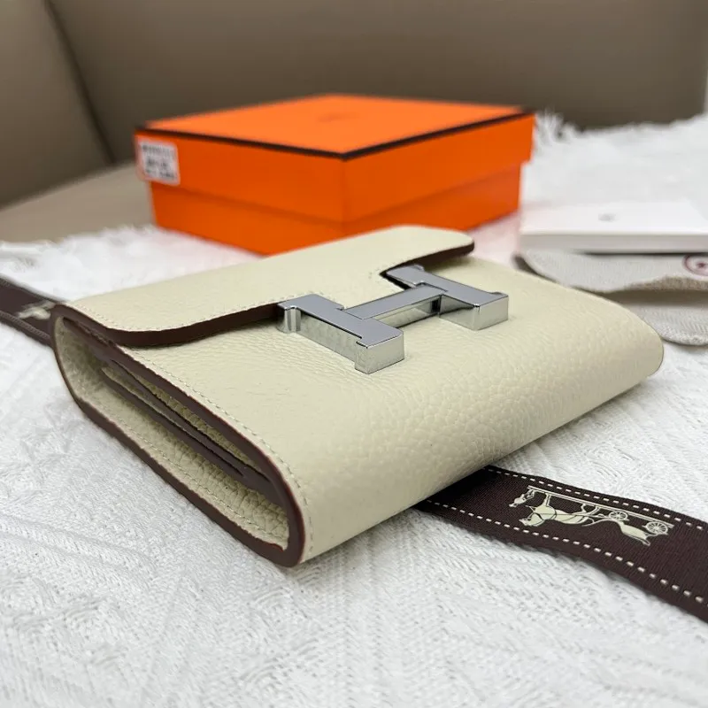 All categories Hermès wallet (Hermès) Hermès 537 pebbled silver buckle