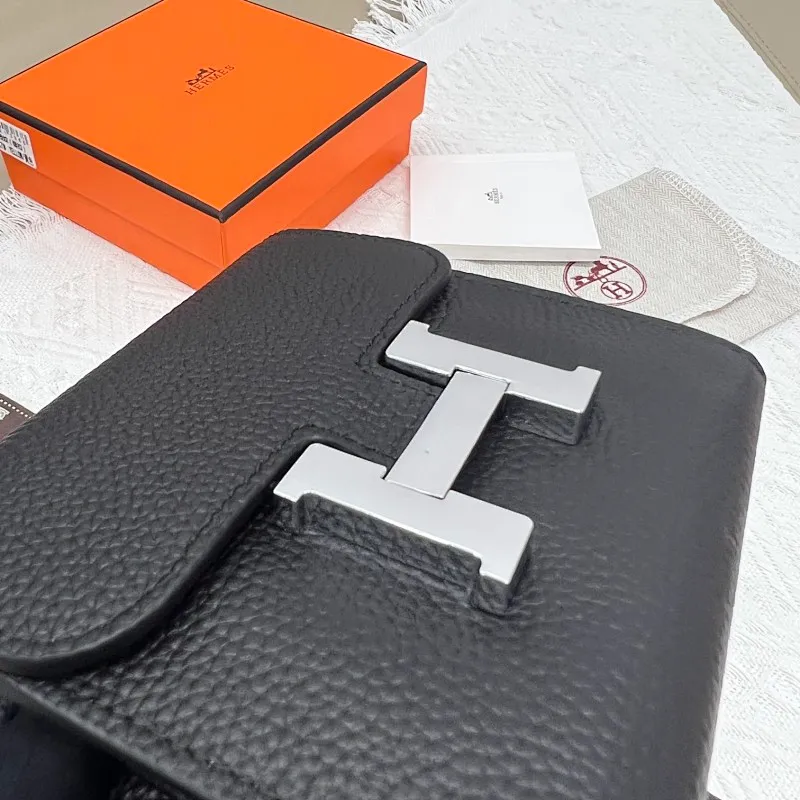 All categories Hermès wallet (Hermès) Hermès 537 pebbled silver buckle