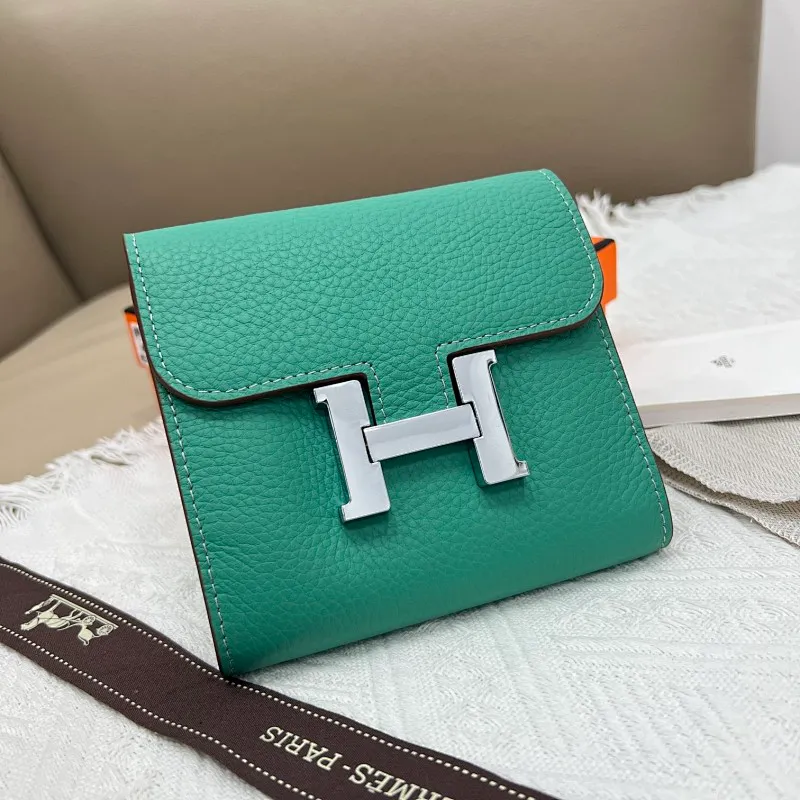 All categories Hermès wallet (Hermès) Hermès 537 pebbled silver buckle