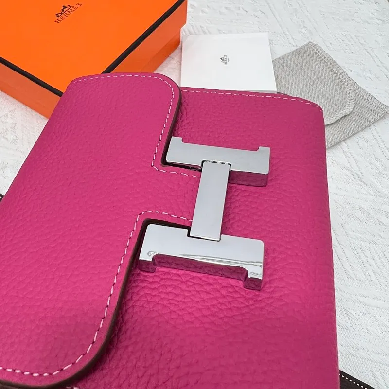 All categories Hermès wallet (Hermès) Hermès 537 pebbled silver buckle