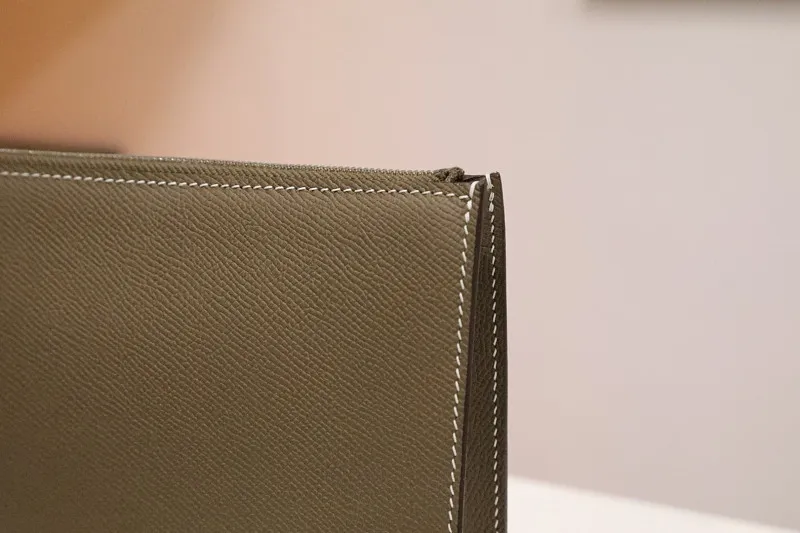 All categories Hermès wallet (Hermès) Hermès 2422