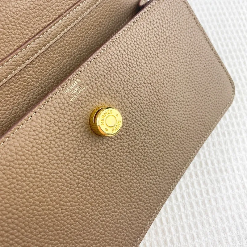 All categories Hermès wallet (Hermès) Hermès 388-1 gold