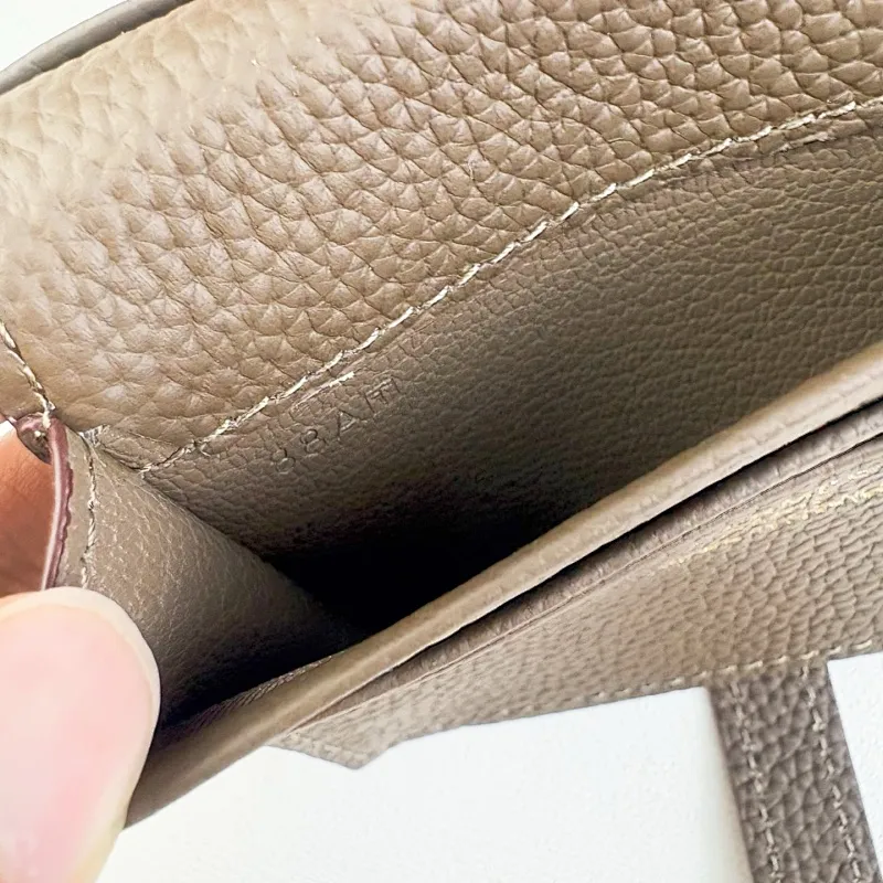 All categories Hermès wallet (Hermès) Hermès 495 gold buckle