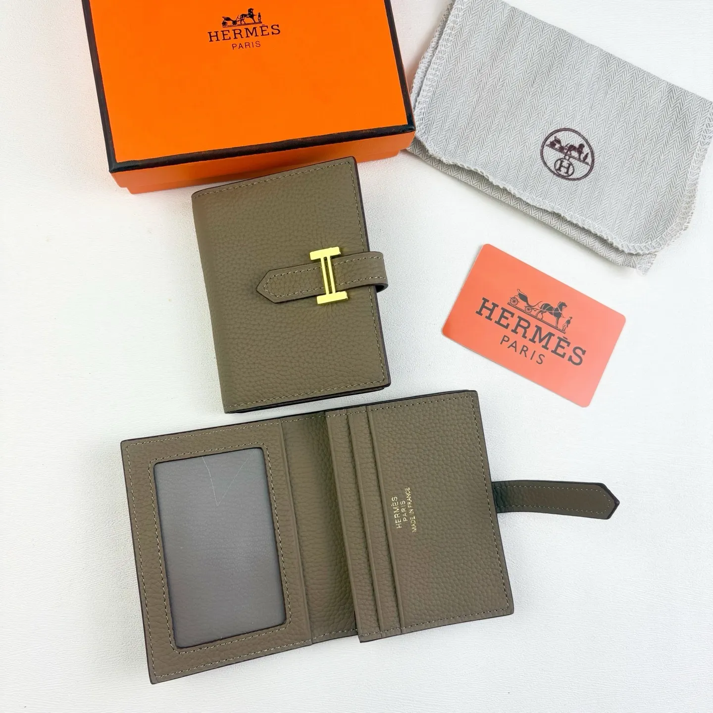 All categories Hermès wallet (Hermès) Hermès 495 gold buckle