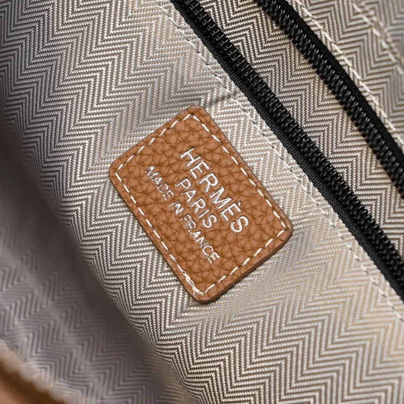 All categories Hermès wallet (Hermès) Hermès 33244 soil