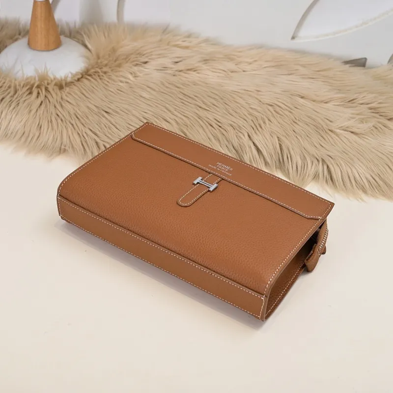 All categories Hermès wallet (Hermès) Hermès 33244 soil