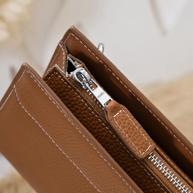 All categories Hermès wallet (Hermès) Hermès 33244 soil