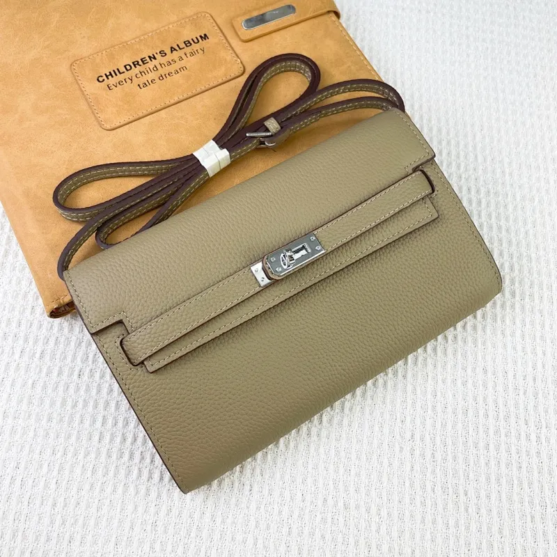 All Categories Hermès Wallet (Hermès) Hermès 360-2 Silver Buckle