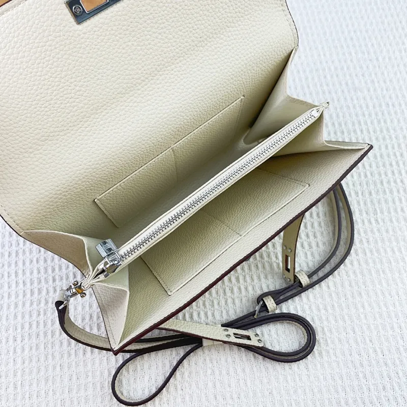 All Categories Hermès Wallet (Hermès) Hermès 360-2 Silver Buckle