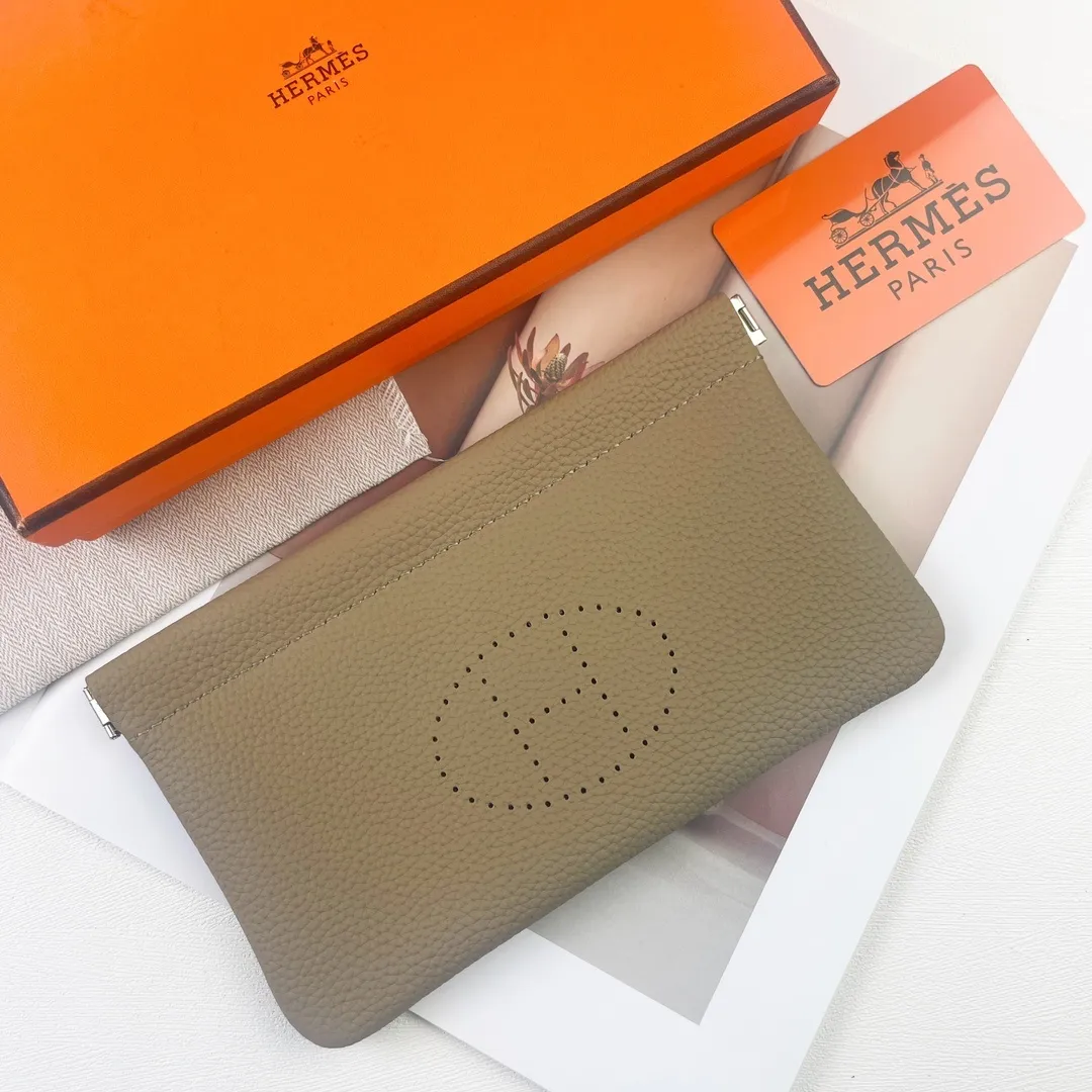 All categories Hermès wallet (Hermès) Hermès 6911