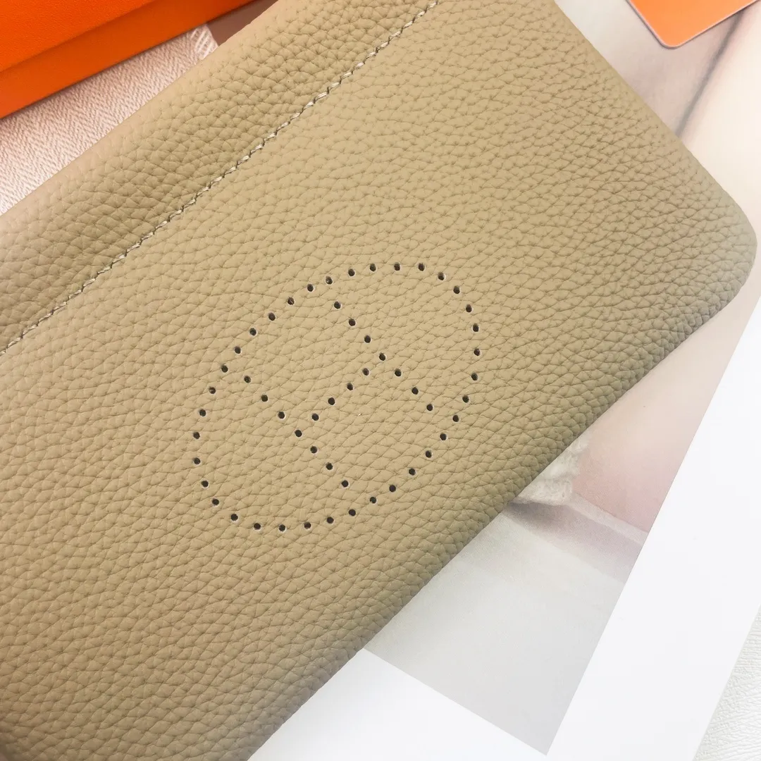 All categories Hermès wallet (Hermès) Hermès 6911