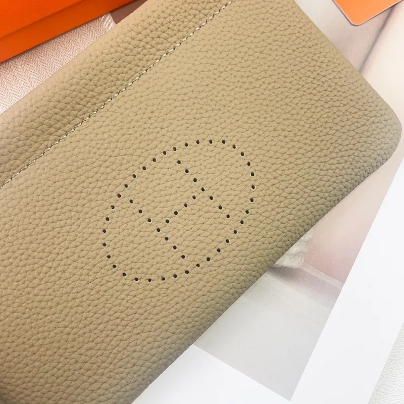 All categories Hermès wallet (Hermès) Hermès 6911