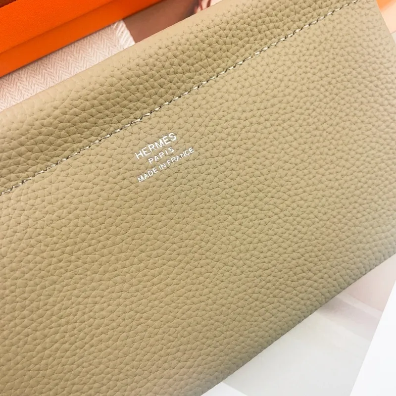 All categories Hermès wallet (Hermès) Hermès 6911