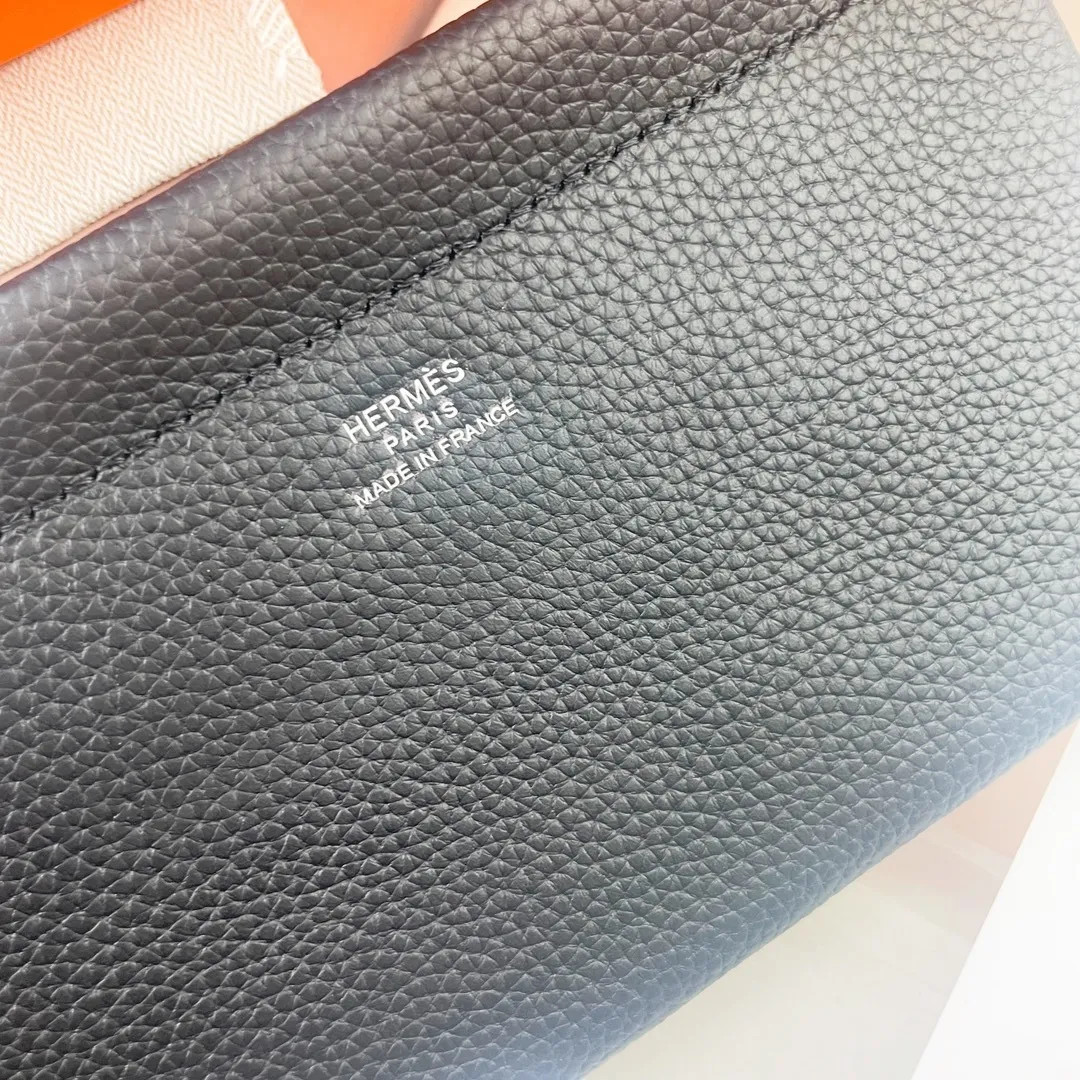 All categories Hermès wallet (Hermès) Hermès 6911