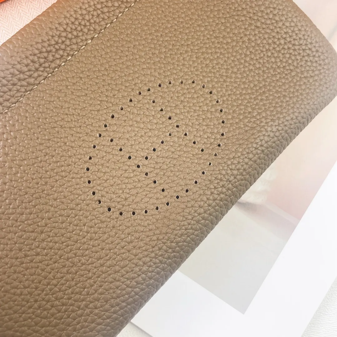 All categories Hermès wallet (Hermès) Hermès 6911