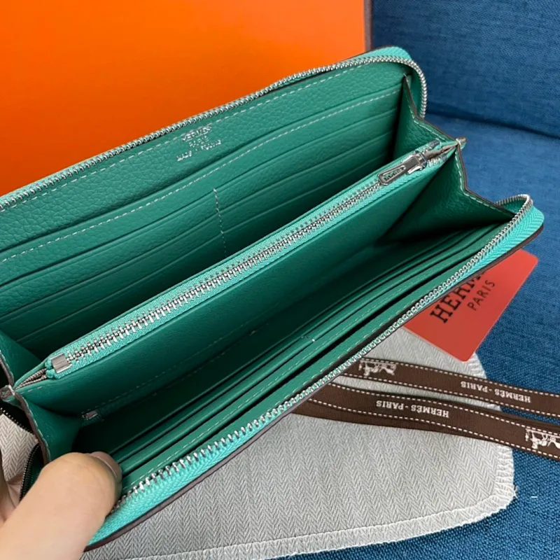 All categories Hermès wallet (Hermès) Hermès 19112