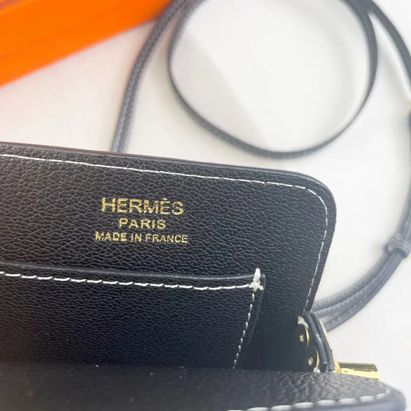 All categories Hermès wallet (Hermès) Hermès 9852 gold buckle