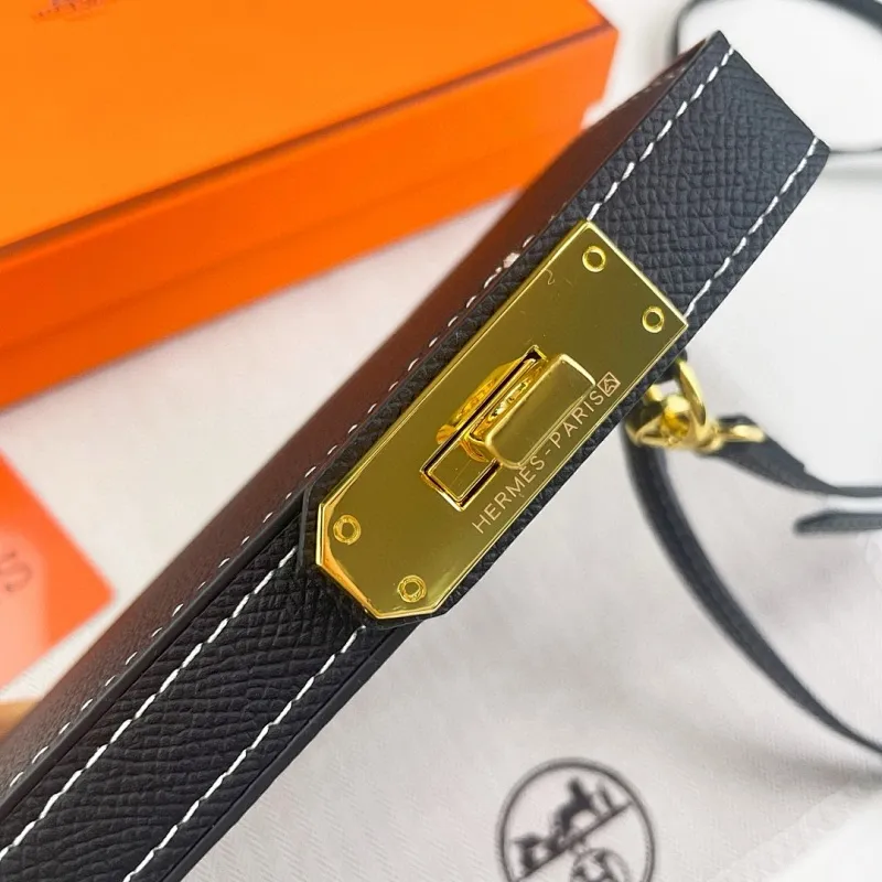 All categories Hermès wallet (Hermès) Hermès 9852 gold buckle