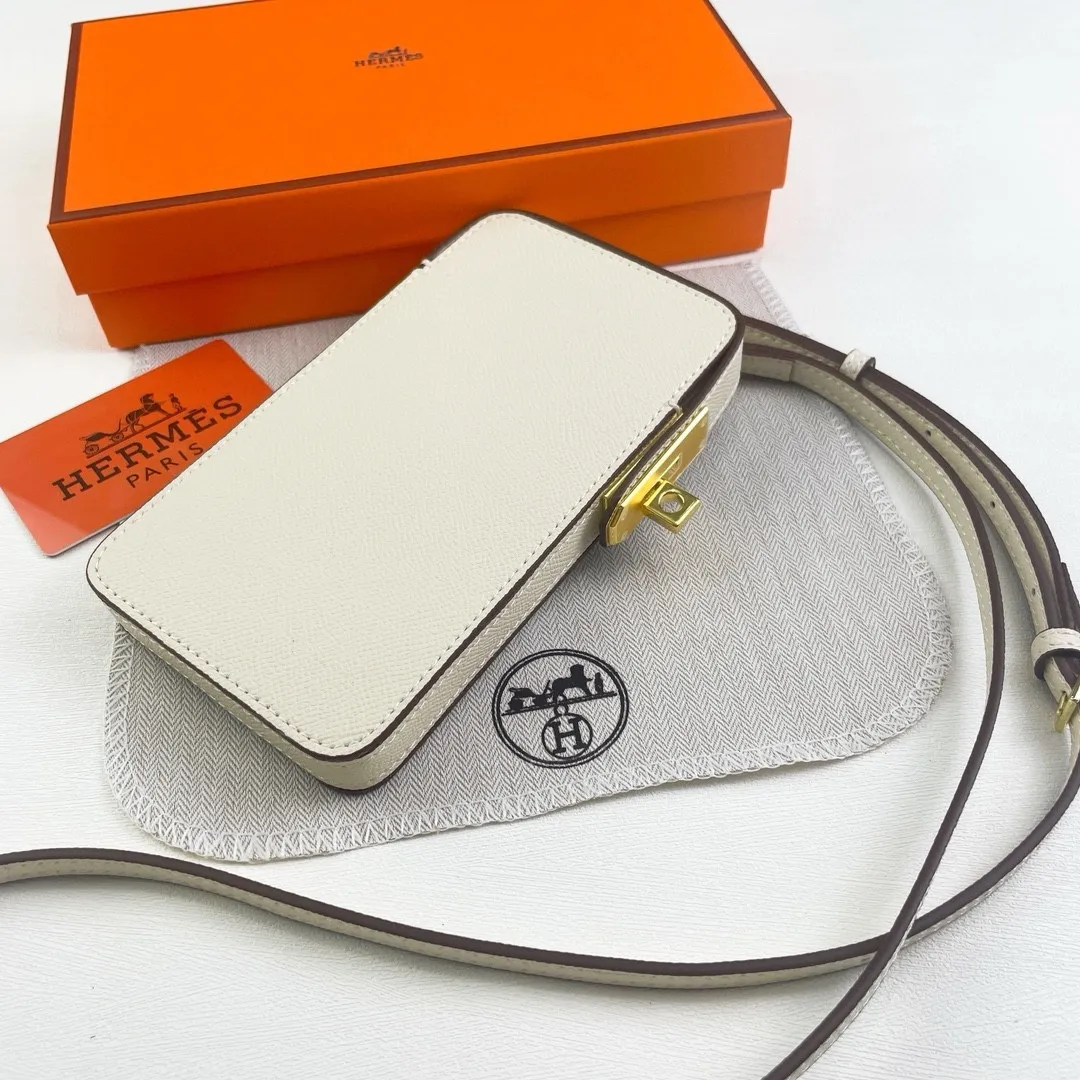 All categories Hermès wallet (Hermès) Hermès 9852 gold buckle