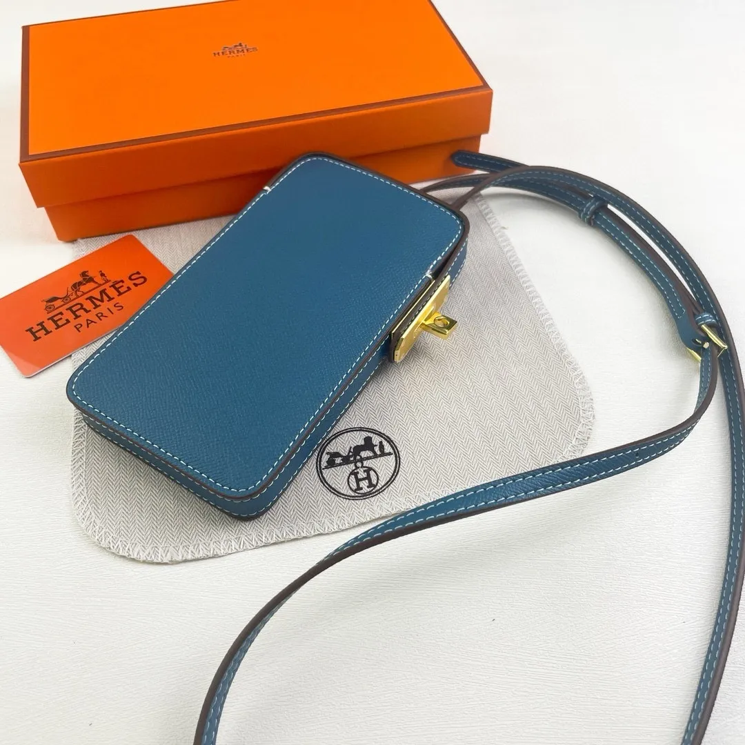 All categories Hermès wallet (Hermès) Hermès 9852 gold buckle