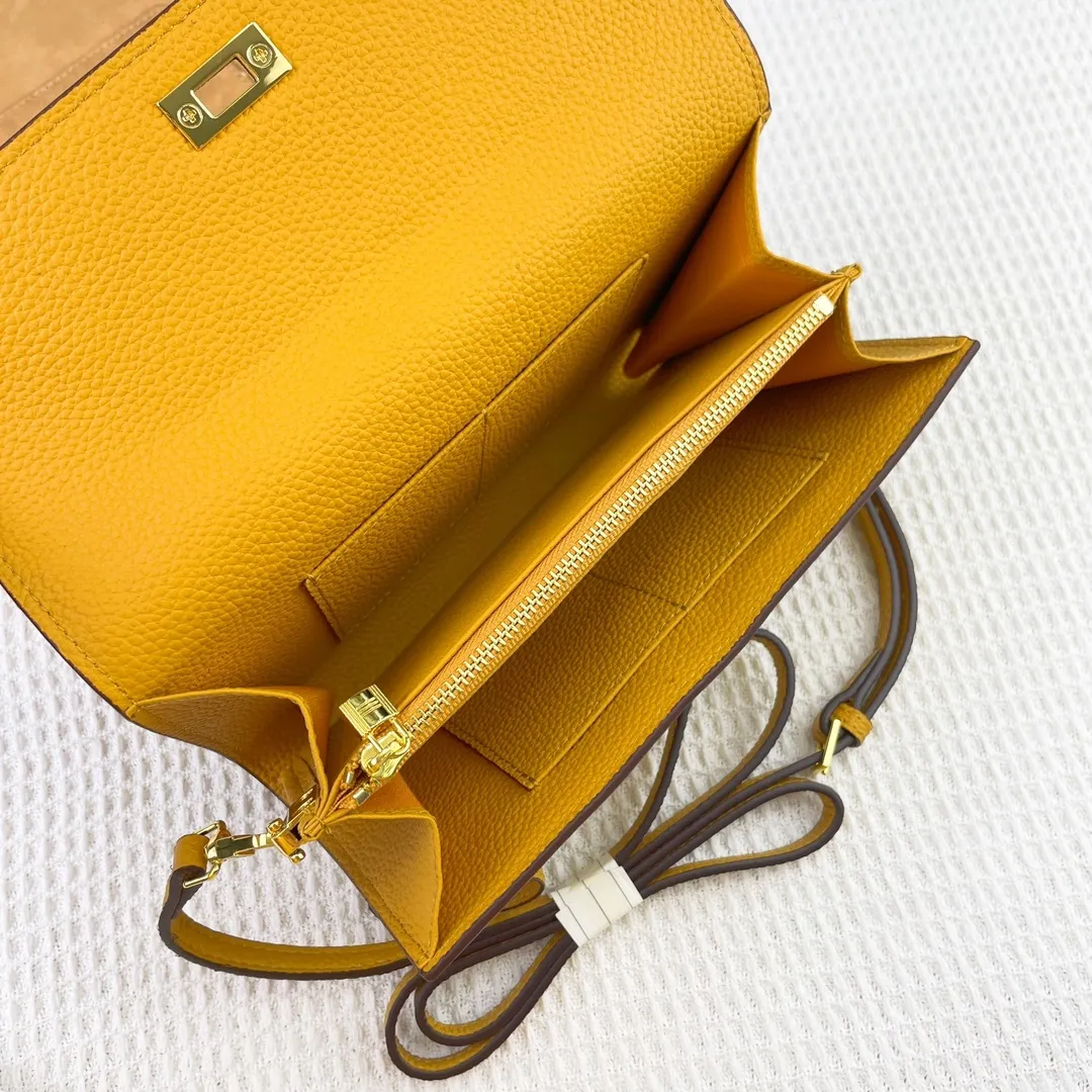 All Categories Hermès Wallet (Hermès) Hermès 360-2 Gold Buckle