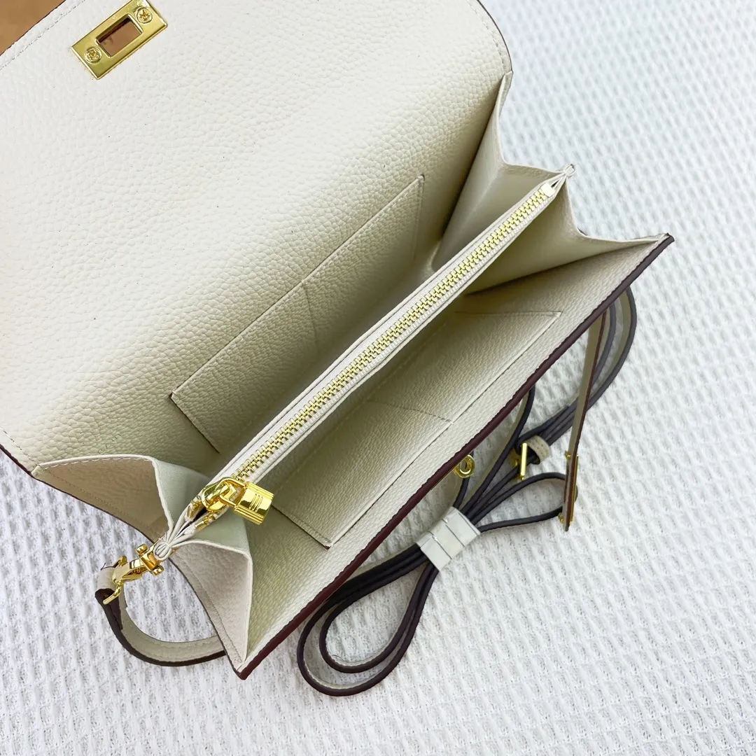 All Categories Hermès Wallet (Hermès) Hermès 360-2 Gold Buckle