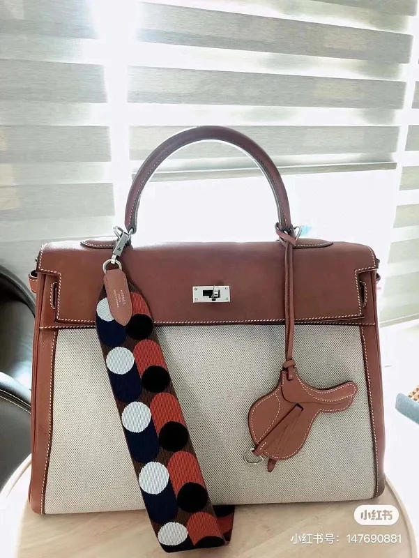 All categories Hermès wallet (Hermès) Hermès 8595