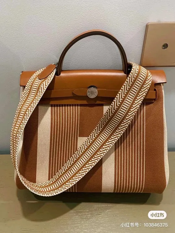 All categories Hermès wallet (Hermès) Hermès 8595