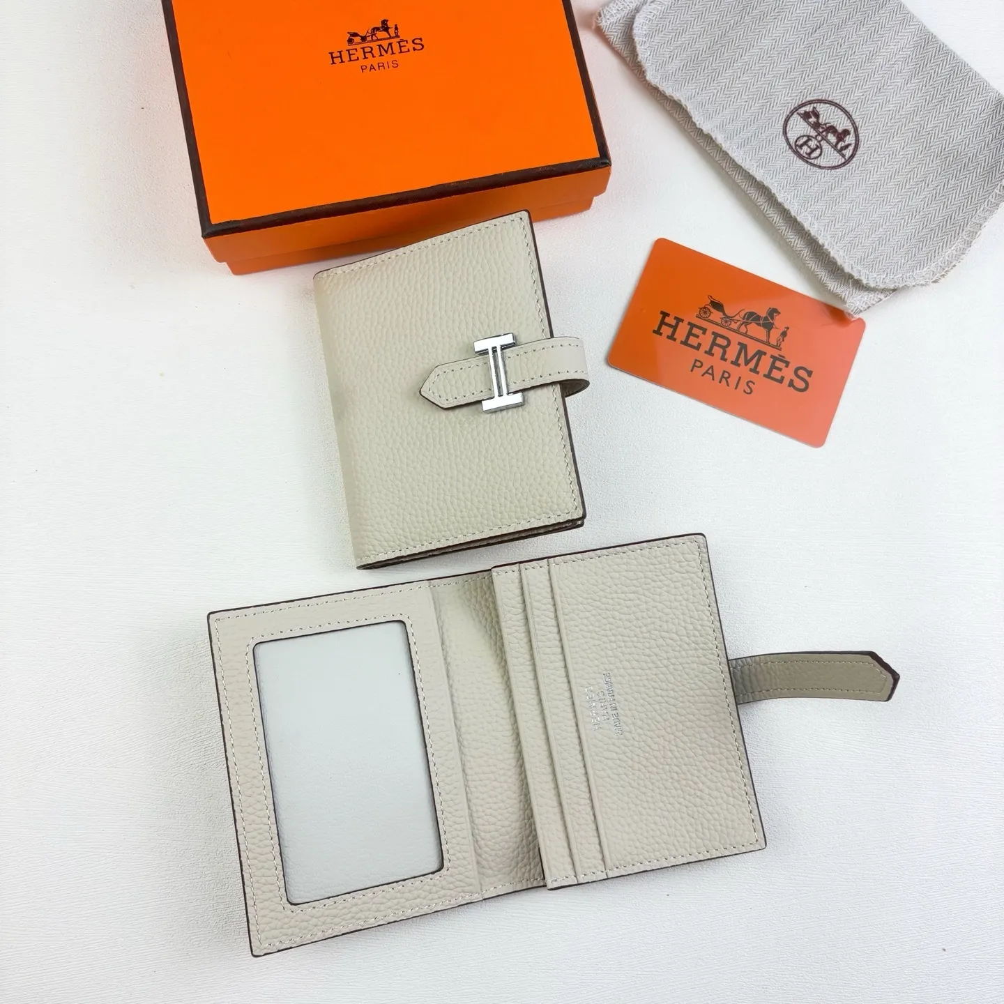 All categories Hermès wallet (Hermès) Hermès 495 silver buckle