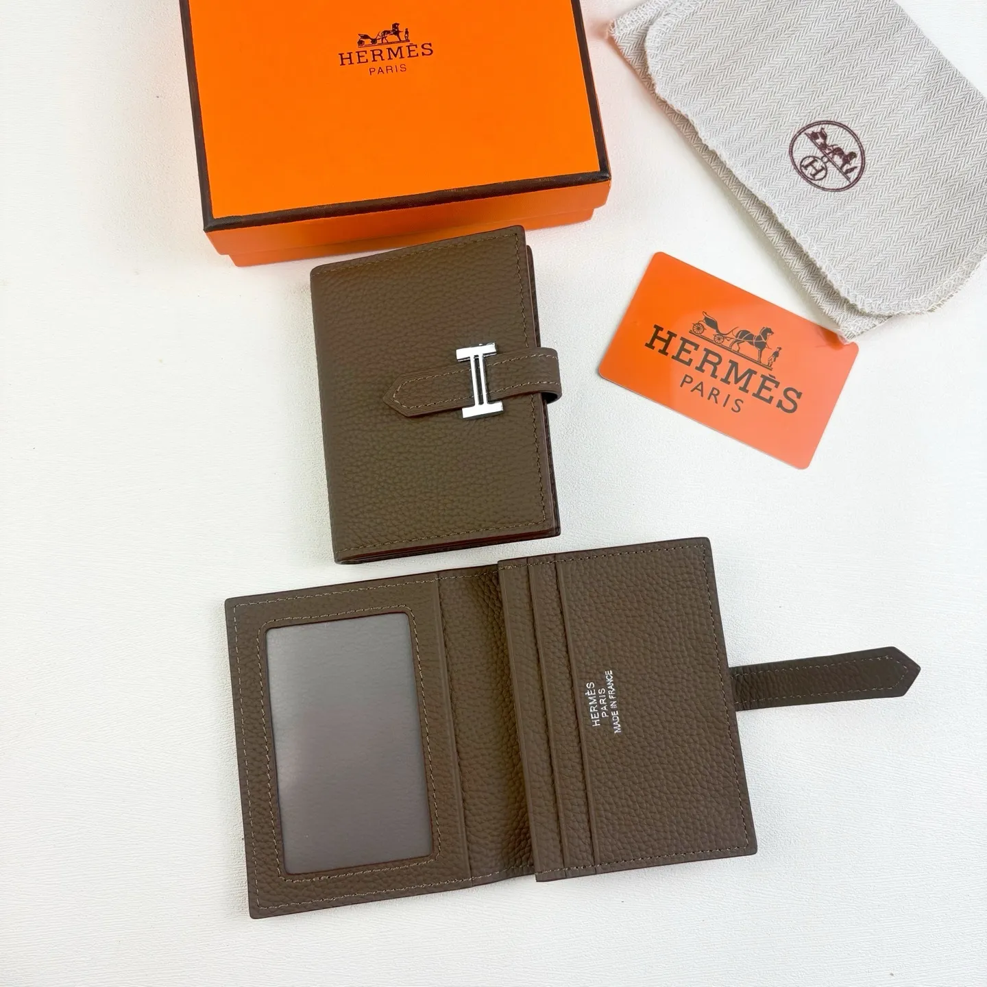 All categories Hermès wallet (Hermès) Hermès 495 silver buckle