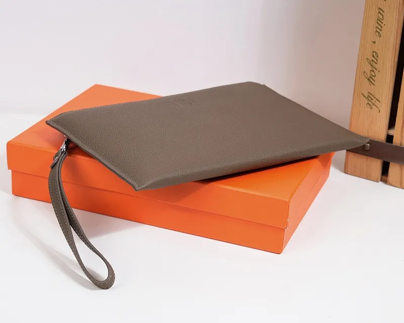 All categories Hermès wallet (Hermès) Hermès 28180