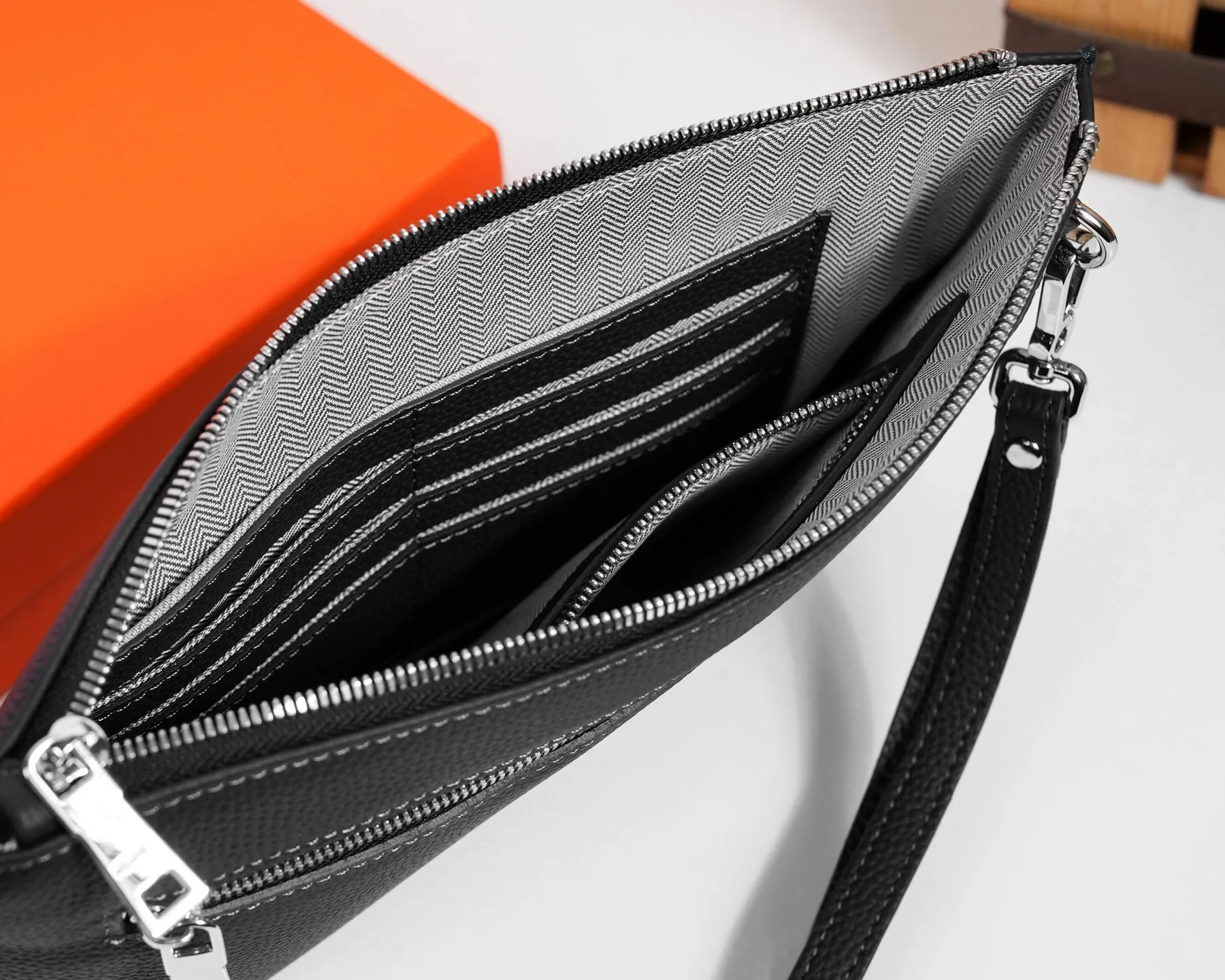All categories Hermès wallet (Hermès) Hermès 28180