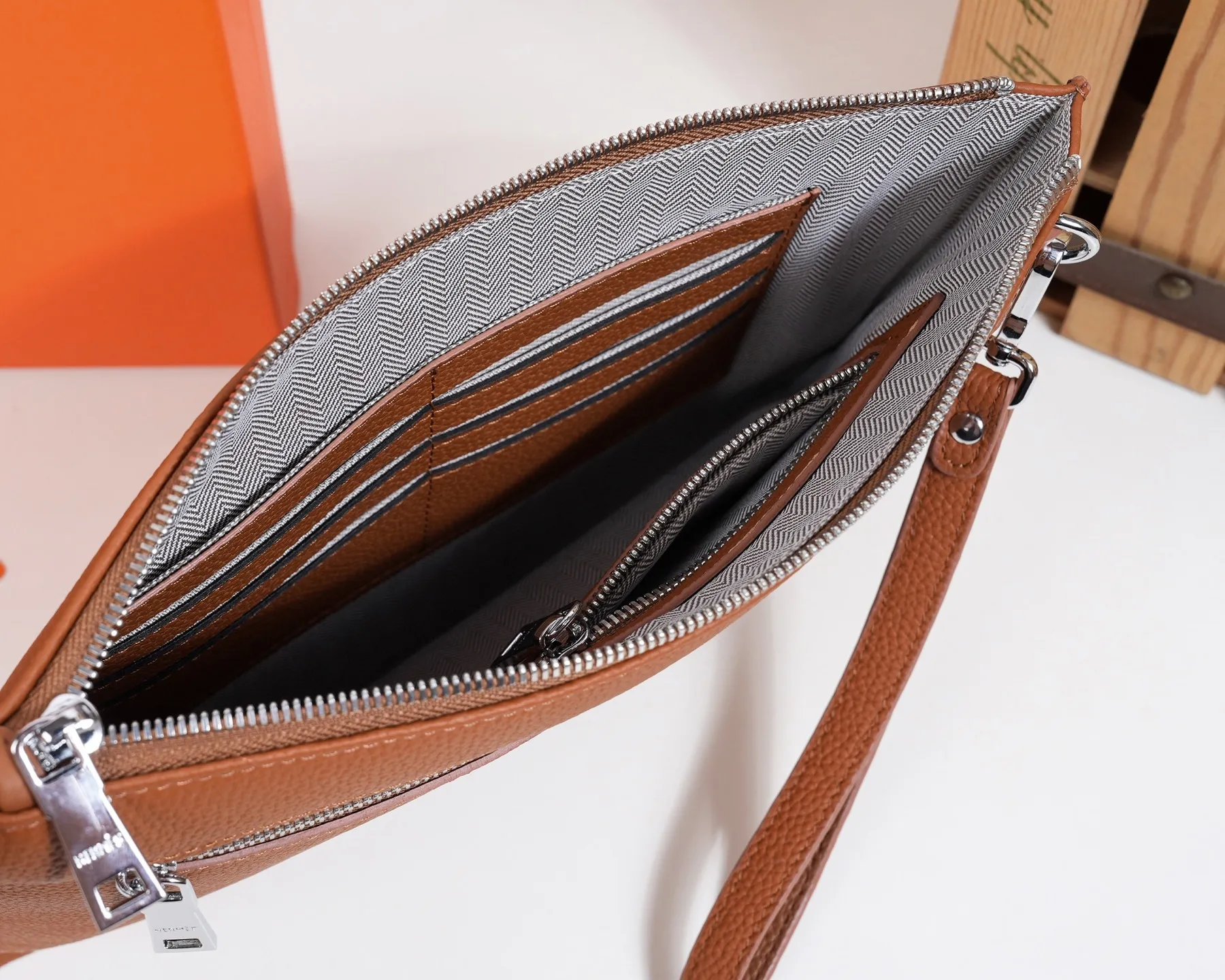 All categories Hermès wallet (Hermès) Hermès 28180
