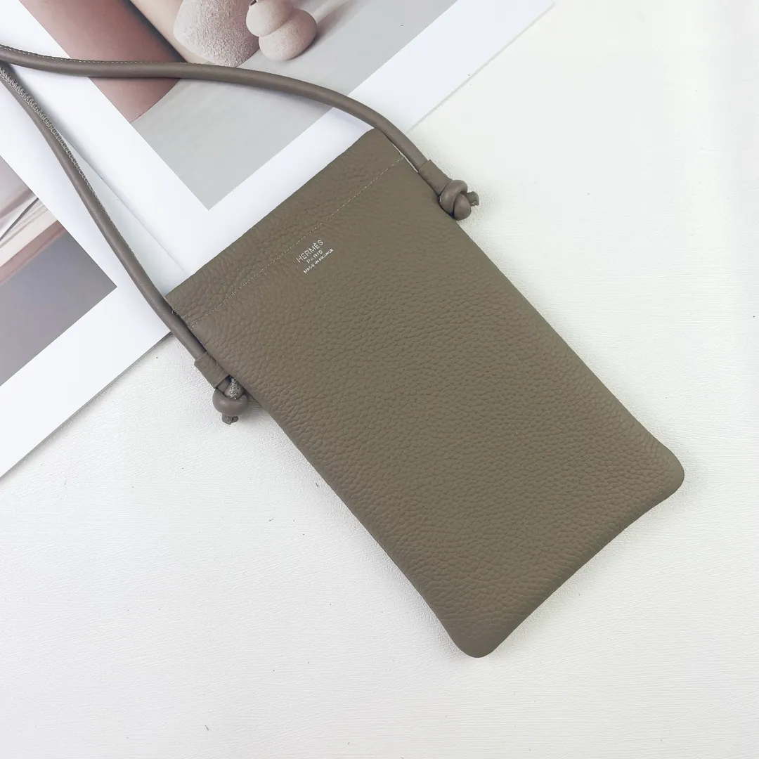 All categories Hermès wallet (Hermès) Hermès 6912