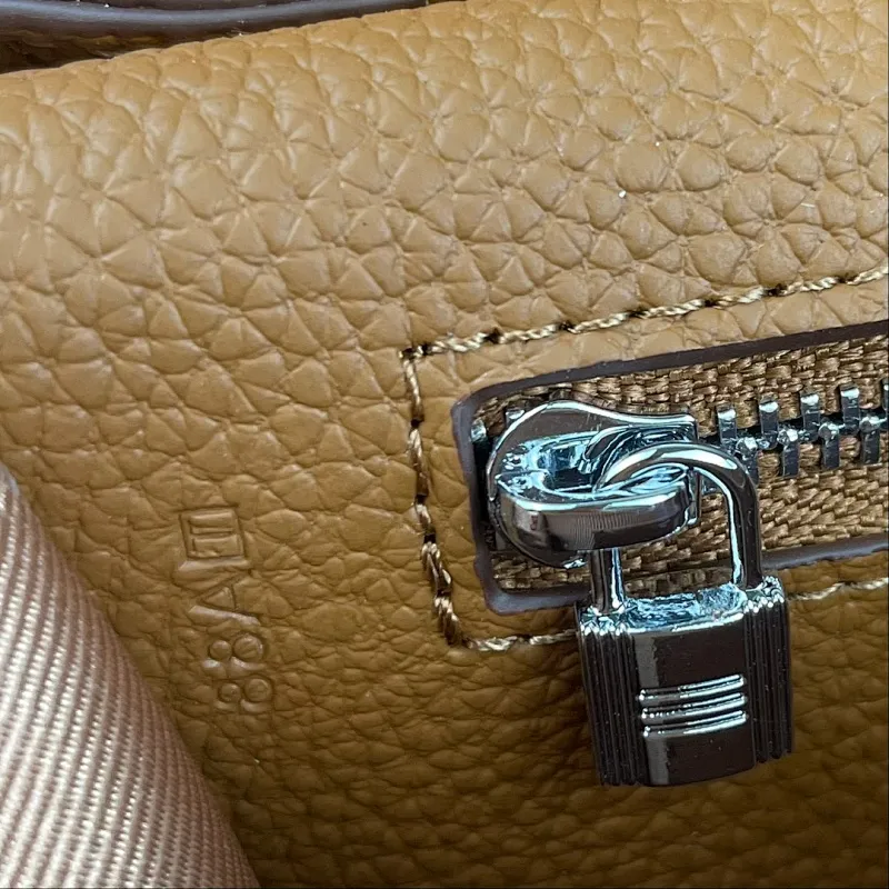 All categories Hermès wallet (Hermès) Hermès 362