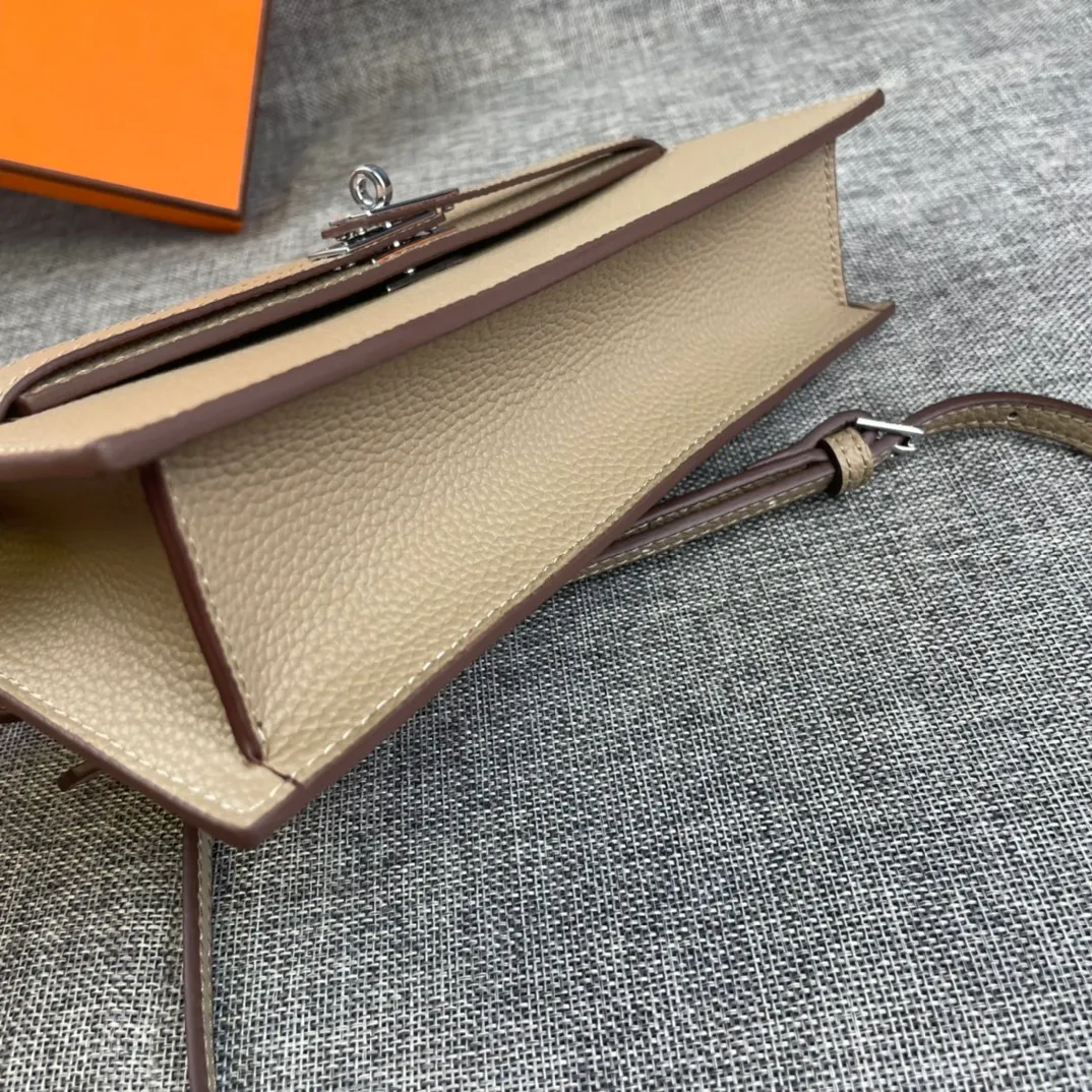 All categories Hermès wallet (Hermès) Hermès 362