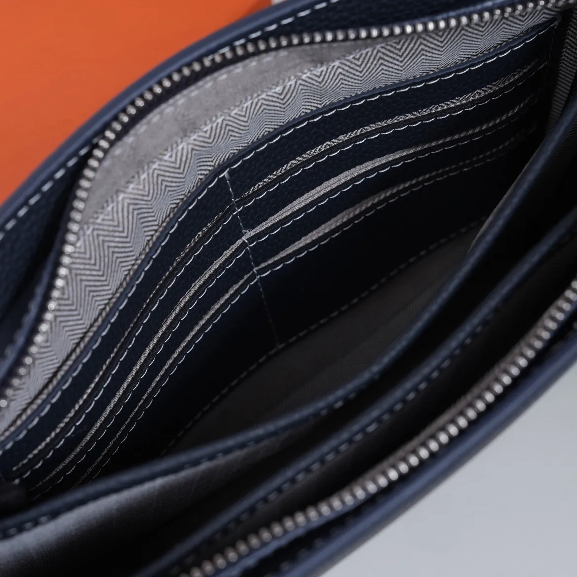 All categories Hermès wallet (Hermès) Hermès 28183