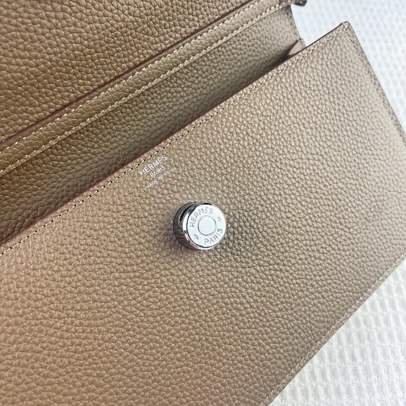 All Categories Hermès Wallet (Hermès) Hermès 388-1 Silver