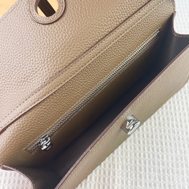 All Categories Hermès Wallet (Hermès) Hermès 388-1 Silver
