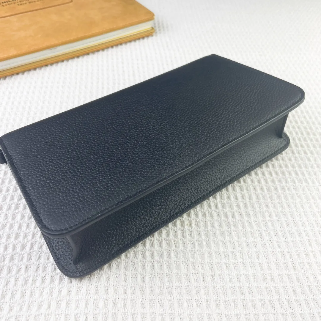 All Categories Hermès Wallet (Hermès) Hermès 388-1 Silver