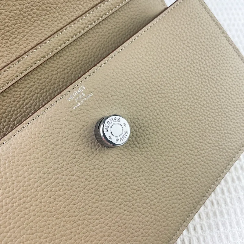 All Categories Hermès Wallet (Hermès) Hermès 388-1 Silver