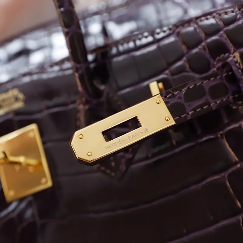 All categories Official website "Brand Women's Bags" Women's Bags 💙 Hermes 2022 official new Hermès handbag Smooth crocodile leather + pure steel hardware wholesale Small size 58003900 Large size 58004500 High quality Size: Small size 30CM Large size 35CM
