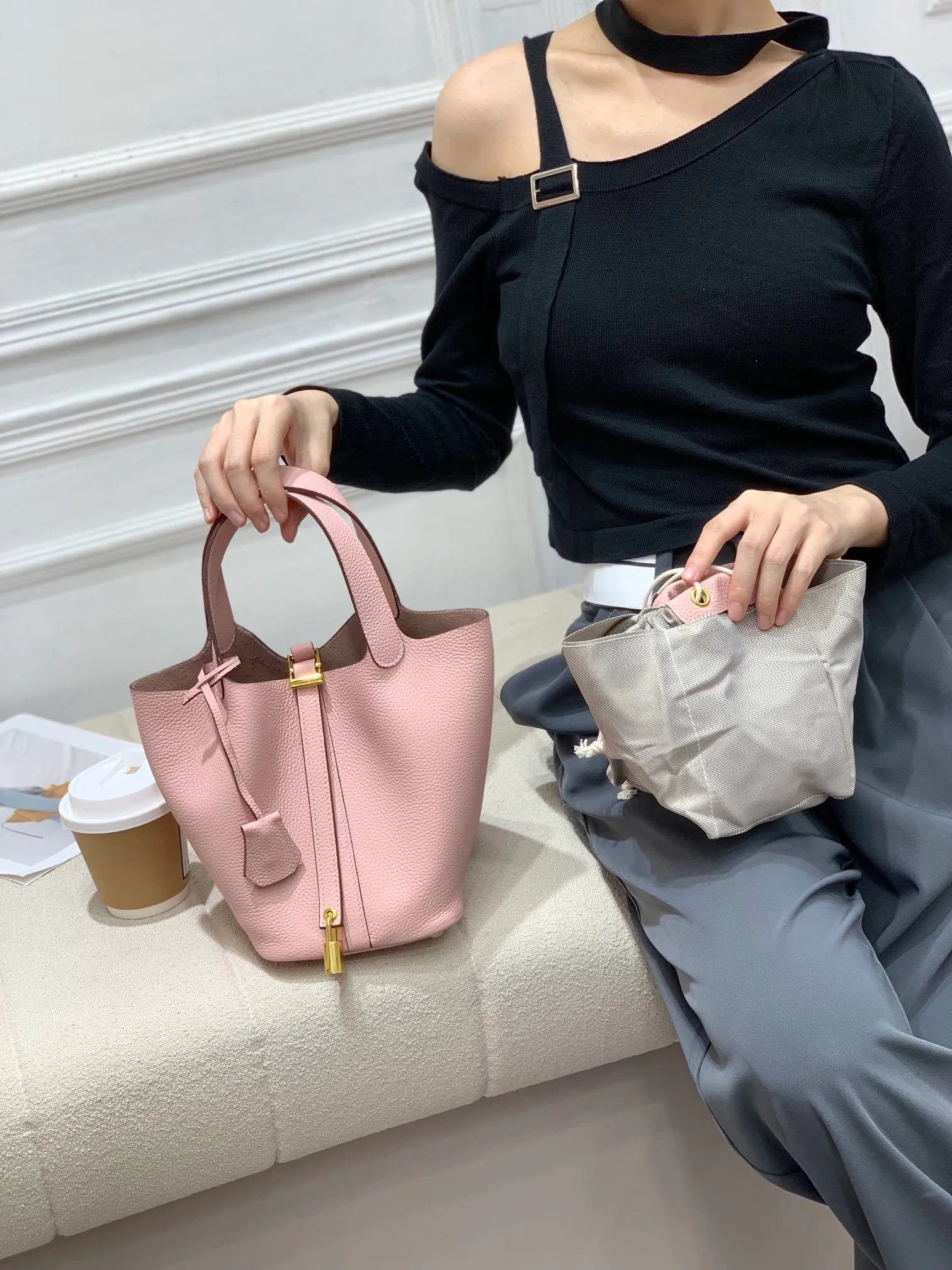 All categories Official website "Brand Women's Bags" Women's Bags 💙 Hermes 2023 latest Hermes vegetable basket