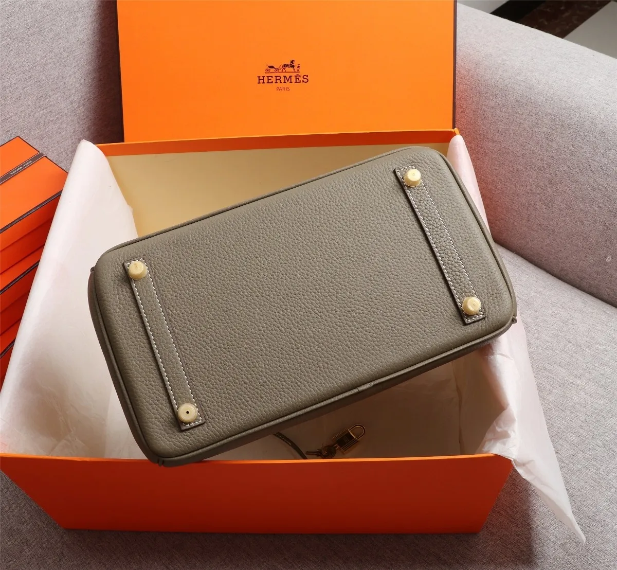 All Categories Official Website "Brand Women's Bags" Women's Bags 💙 Hermes 2022 Official New Hermès Handbags Lychee Pattern Imported First-Layer Calfskin Wholesale Small Size 58004000 Large Size 58004200 High Quality Size: Small 30CM Large 35CM