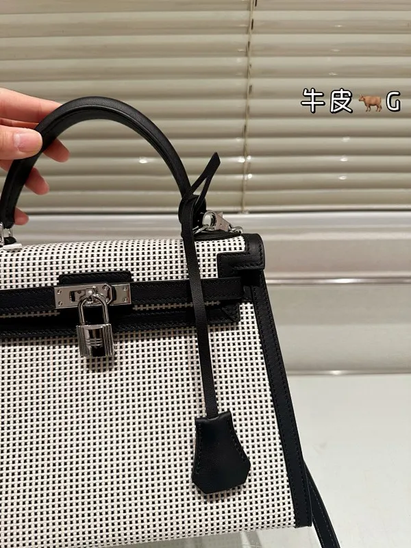 All Categories Official Website "Brand Women's Bags" Women's Bags 💙 Hermes 2025 New Hermes Crossbody Bag