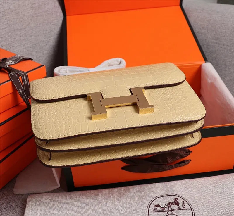 All Categories Official Website "Brand Women's Bags" Women's Bags 💙 Hermes 2022 Official New Hermes Constance Stewardess Bag Wholesale Crocodile Skin Full Pure Steel Plated Hardware Buckle 58003350 High Quality Size: 23-6-17CM